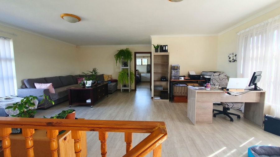3 Bedroom Property for Sale in Dana Bay Western Cape